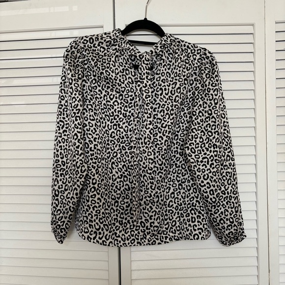 Ann Taylor Black and White Animal Print Button Down Shirt - Picture 2 of 3